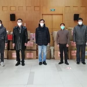 致公党大兴区总支部将海外支援物资捐赠大兴区卫健委