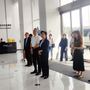 闫傲霜率调研组赴海南、广西开展“大力推动在医药领域具有重要潜力的新技术应用”调研