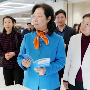 闫傲霜率调研组赴丰台区、朝阳区开展 “立足美丽北京建设 推动建立健全首都生态产品价值实现机制”调研