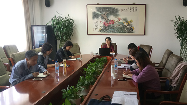 北京市民主党派中青年骨干培训班-分组学习和讨论.jpg