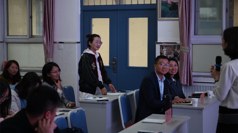 20191024致公党通州区工委第二支部邀请专家到大杜社小学讲座交流_副本.jpg