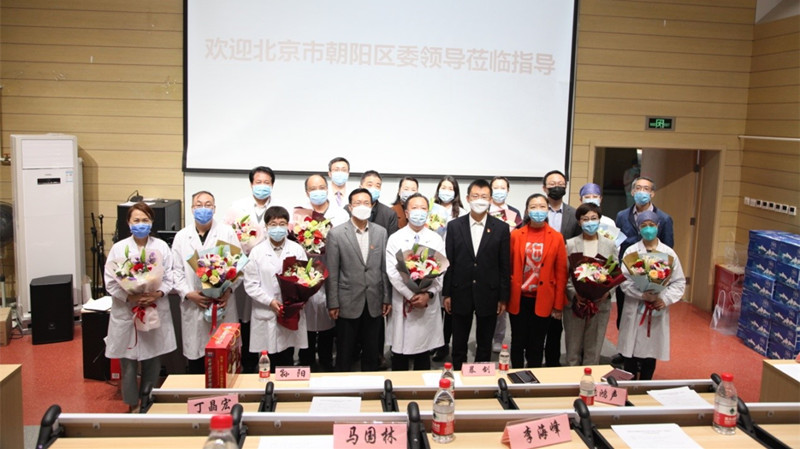 20200325致公党朝阳区委随中共朝阳区委统战部慰问中日友好医院抗疫民主党派医务工作者3_副本.jpg