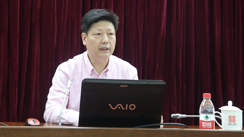 20200921杨金生在东城区民主党派“同心圆”大讲堂上作主题发言_副本.jpg