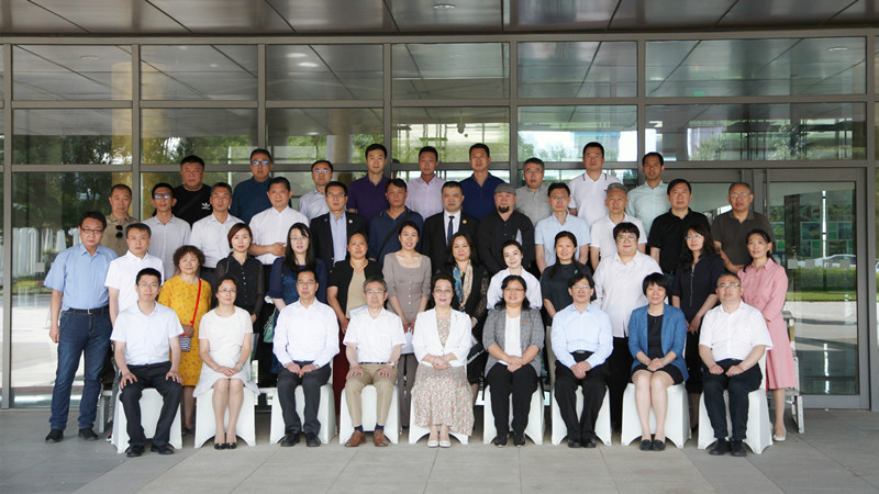 20210605闫傲霜参加致公党石景山区工作委员会2021年换届调整大会3_副本.jpg