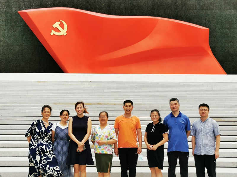 20220626致公党海淀区委第二支部开展“品读百年党史、汲取奋进力量”主题党日活动_副本.jpg