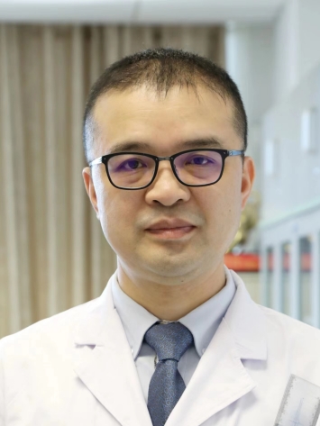 赵宇_副本.jpg