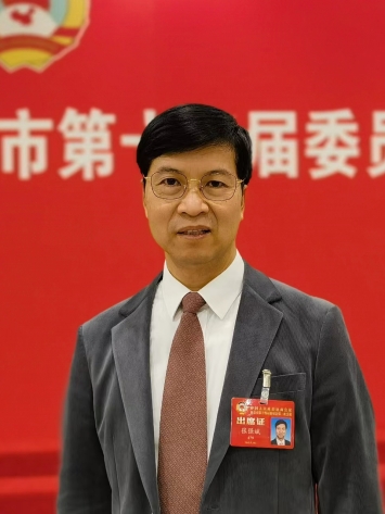 张强斌_副本.jpg