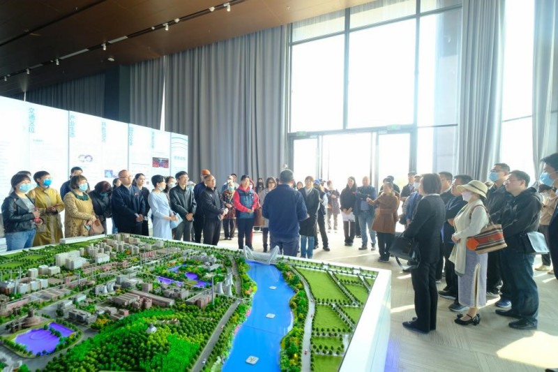20230331致公党西城区委赴首钢园开展“双提升”活动_副本.jpg