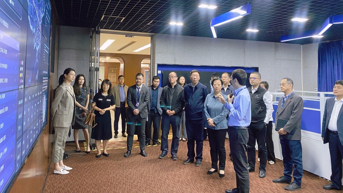 20230512闫傲霜带队就推动医药健康产业高质量发展赴上海、江苏调研_1200.jpg