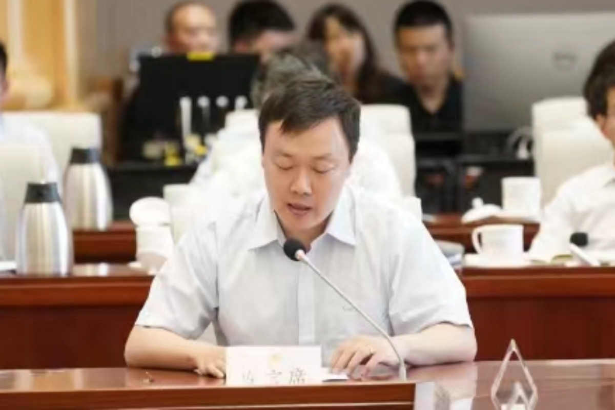 20240603闫傲霜刘学增出席议政会尚舵代表致公党北京市委发言2_1200.jpg