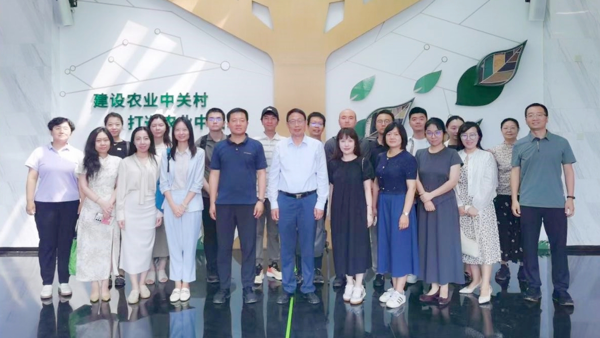20250705顾行发出席致公党北京市委第三期归国留学青年党员座谈会2_100.jpg