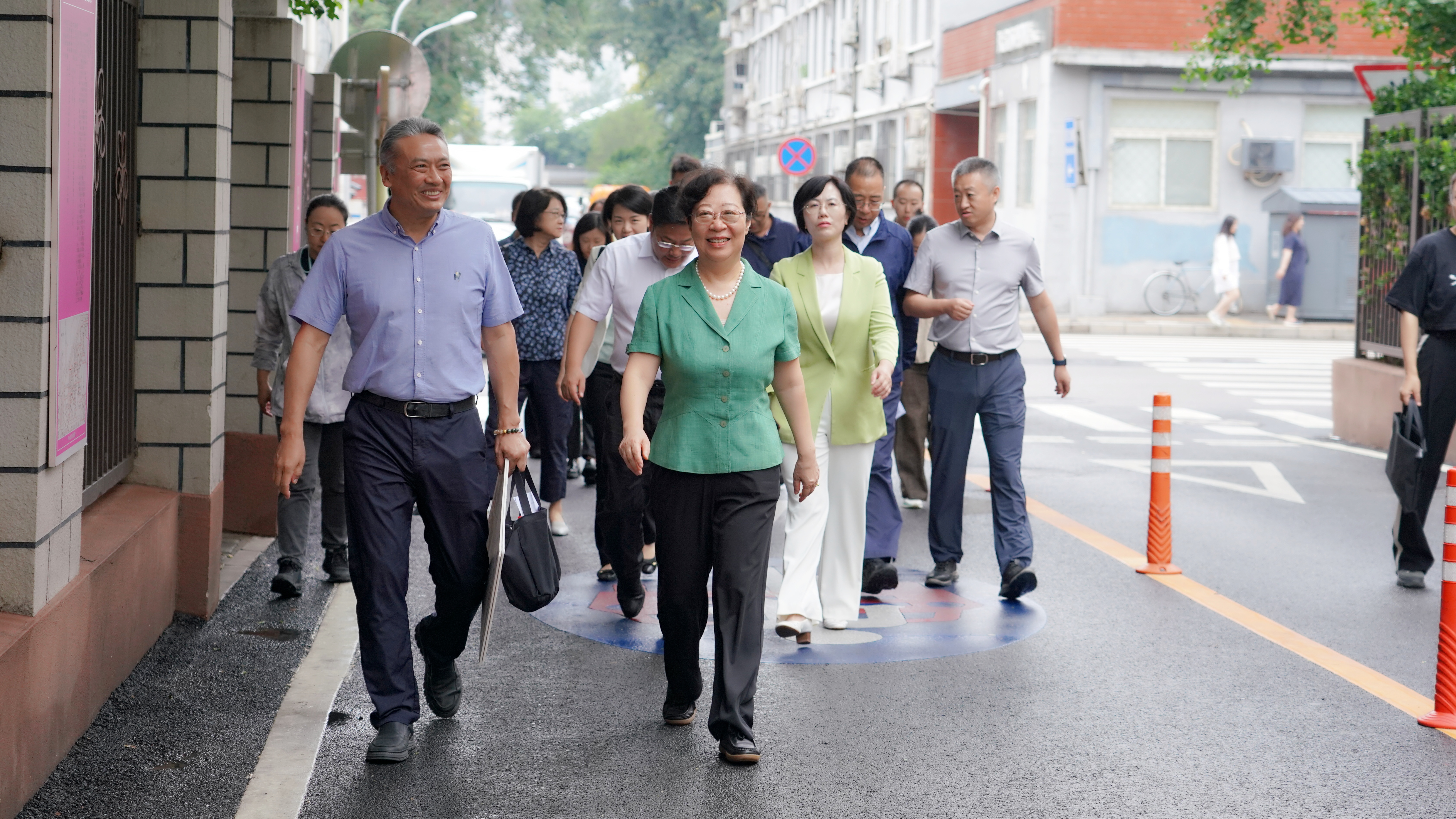 20250715闫傲霜主委赴西城区调研老旧小区改造1-1200.jpg