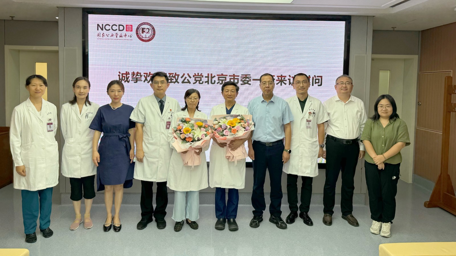 20260807刘学增看望慰问获奖党员吴永健、许海燕_1200.jpg